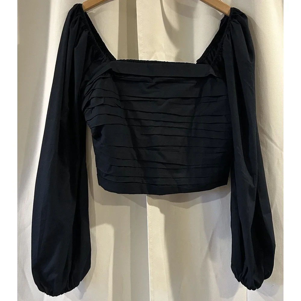 Abercrombie & Fitch cropped‎ blouse Black Long Puff Sleeve